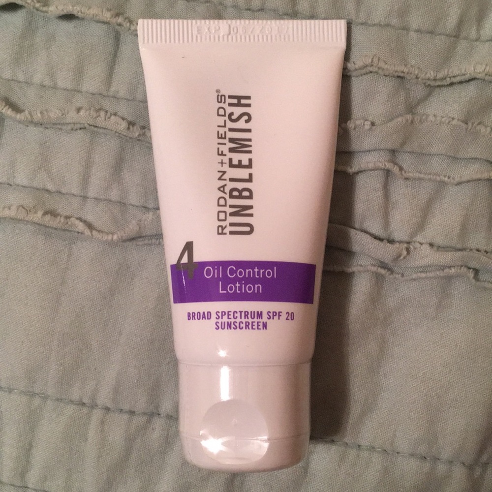 Rodan + Fields Unblemish oil control lotion NWT